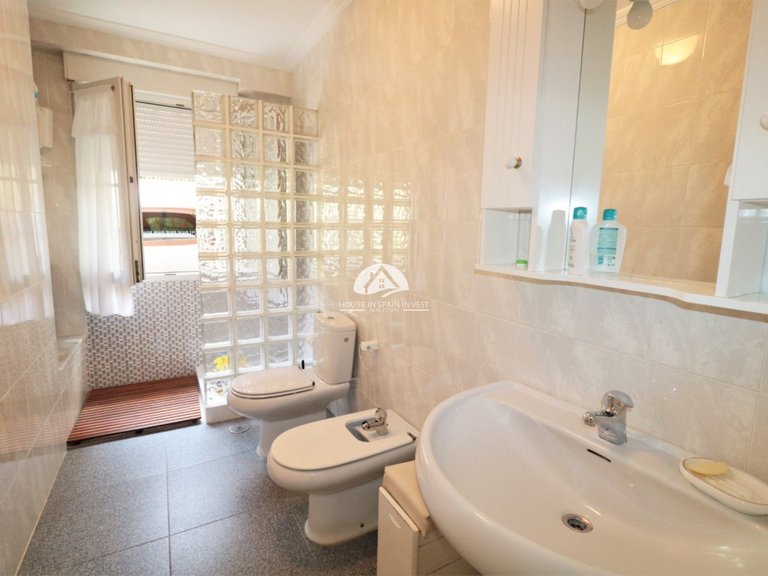Villa for Sale in Cabo roig Orihuela Costa, Alicante 31