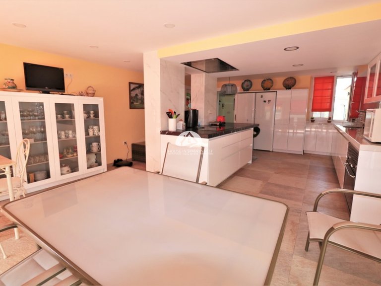 Villa for Sale in Cabo roig Orihuela Costa, Alicante 37