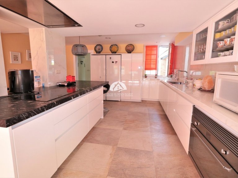 Villa for Sale in Cabo roig Orihuela Costa, Alicante 39