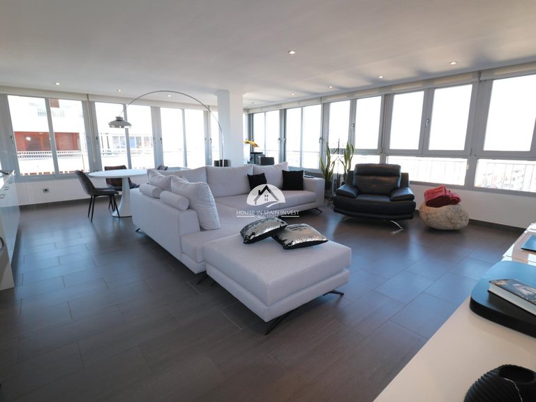 Penthouse for Sale in El Acequión - Los Náufragos Torrevieja, Alicante 6