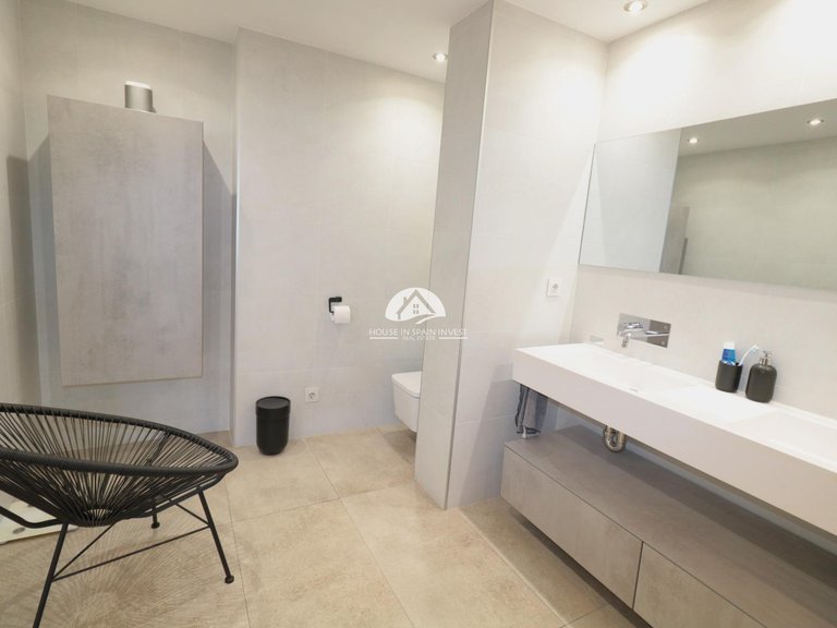 Penthouse for Sale in El Acequión - Los Náufragos Torrevieja, Alicante 24