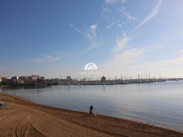 Penthouse for Sale in El Acequión - Los Náufragos Torrevieja, Alicante 33