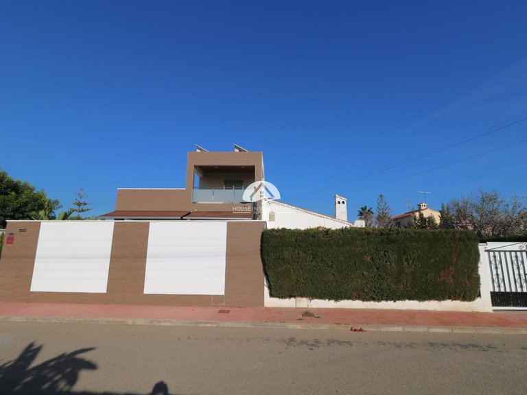 Villa for Sale in Torreta - Salado Torrevieja, Alicante 1