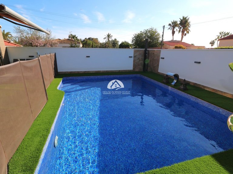 Villa for Sale in Torreta - Salado Torrevieja, Alicante 2