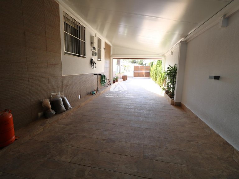 Villa for Sale in Torreta - Salado Torrevieja, Alicante 6