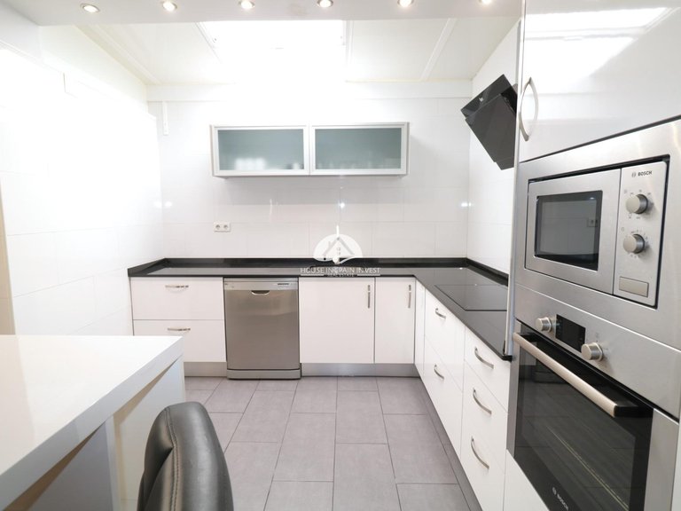 Apartment for Sale in El Acequión - Los Náufragos Torrevieja, Alicante 8