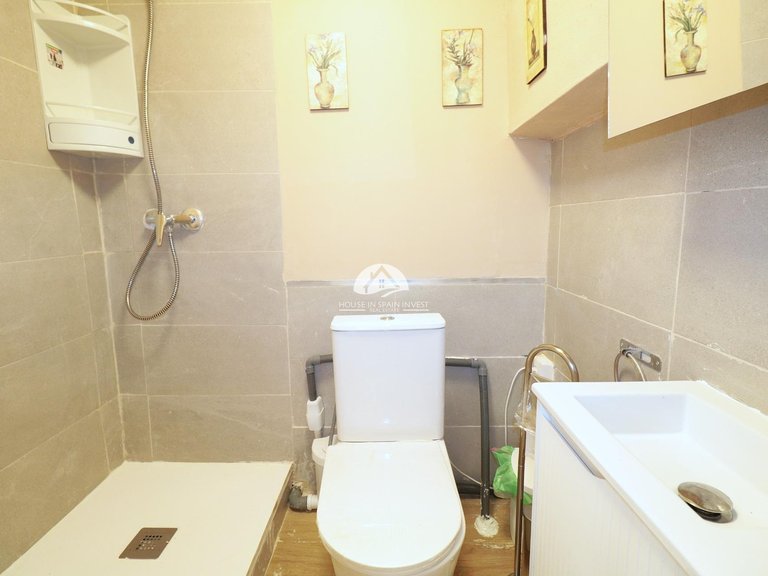 Apartment for Sale in Centro Torrevieja, Alicante 5