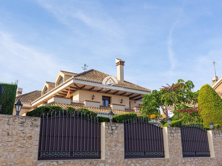 Villa for Sale in La Veleta Torrevieja, Alicante 4