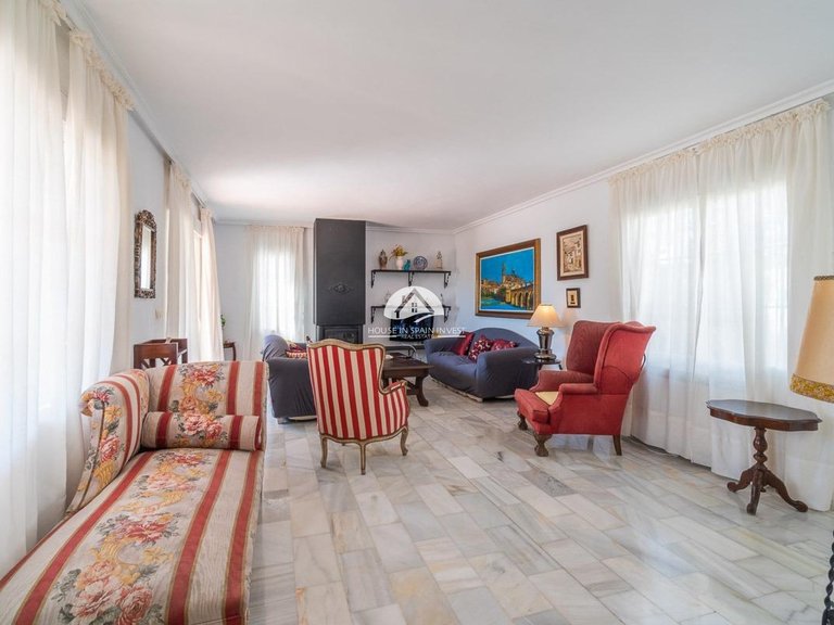 Villa for Sale in La Mata Torrevieja, Alicante 11