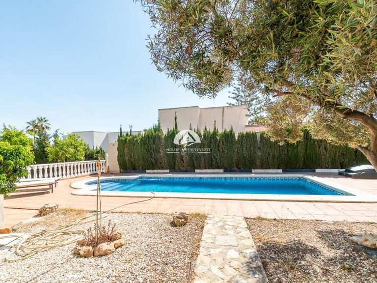 Villa for Sale in La Mata Torrevieja, Alicante 24