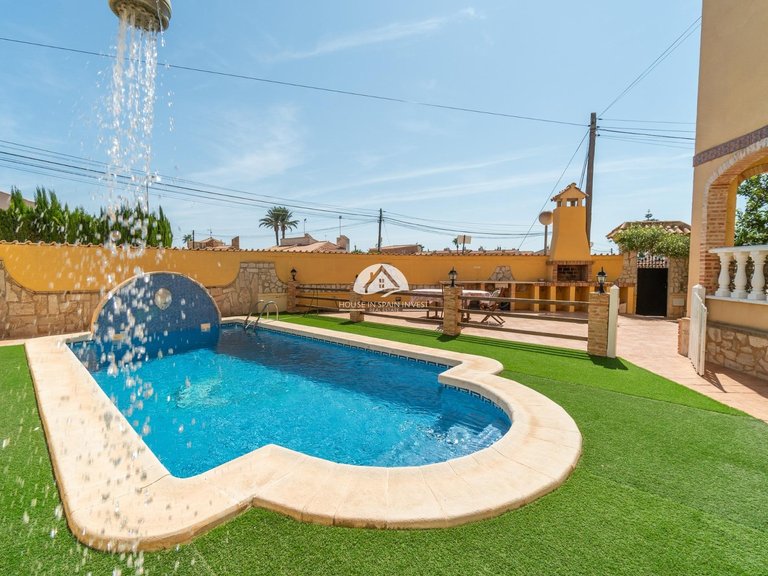 Villa for Sale in La Florida Orihuela Costa, Alicante 2