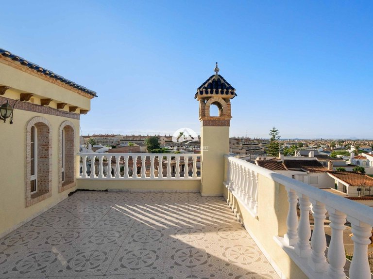 Villa for Sale in La Florida Orihuela Costa, Alicante 4