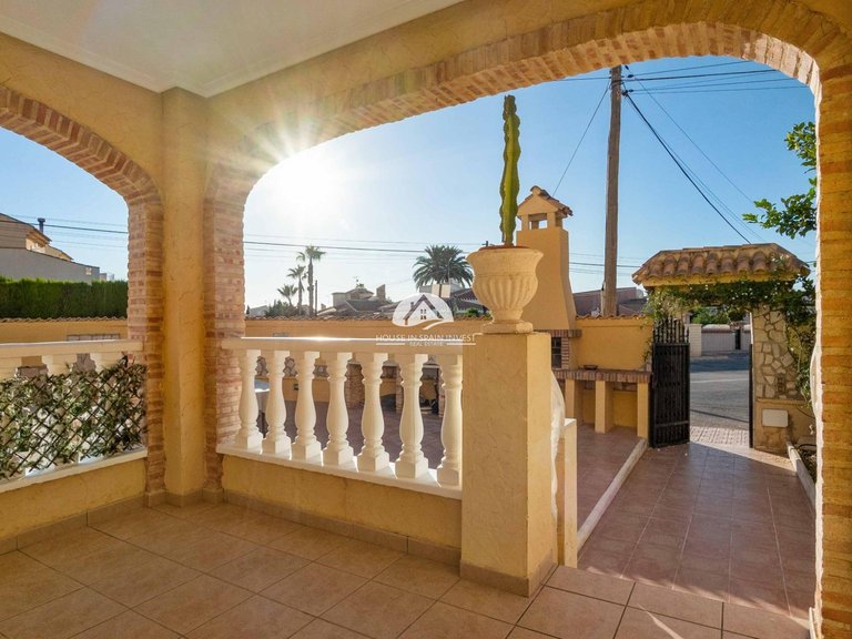 Villa for Sale in La Florida Orihuela Costa, Alicante 6