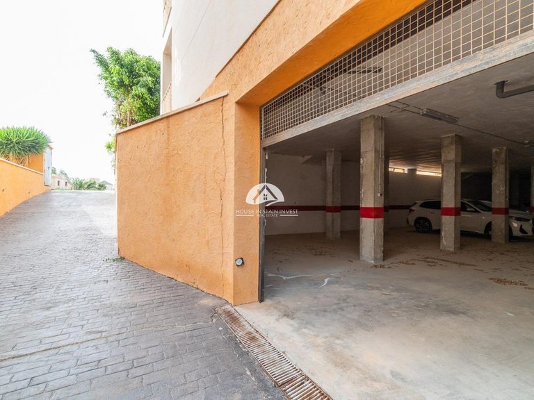 Garage for Sale in Lomas De Cabo Roig Orihuela Costa, Alicante 1