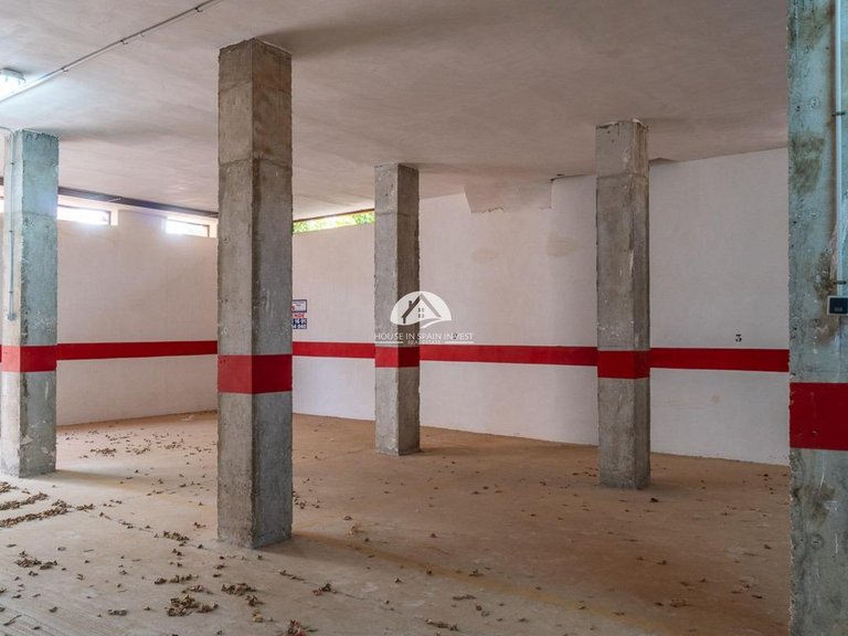 Garage for Sale in Lomas De Cabo Roig Orihuela Costa, Alicante 3