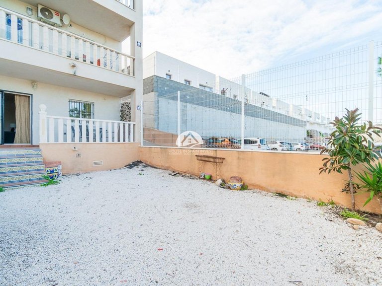 Apartment for Sale in Lomas de Cabo Roig Orihuela Costa, Alicante 1