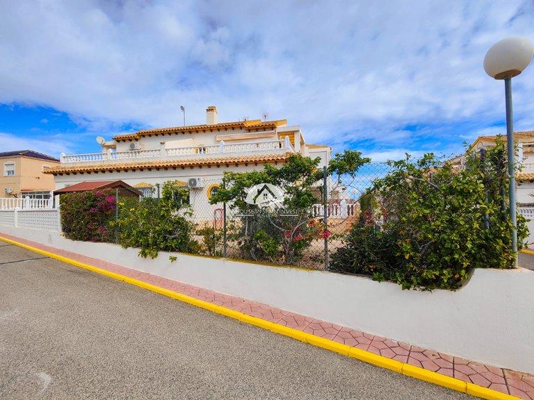 Town House for Sale in La Florida Orihuela Costa, Alicante 40