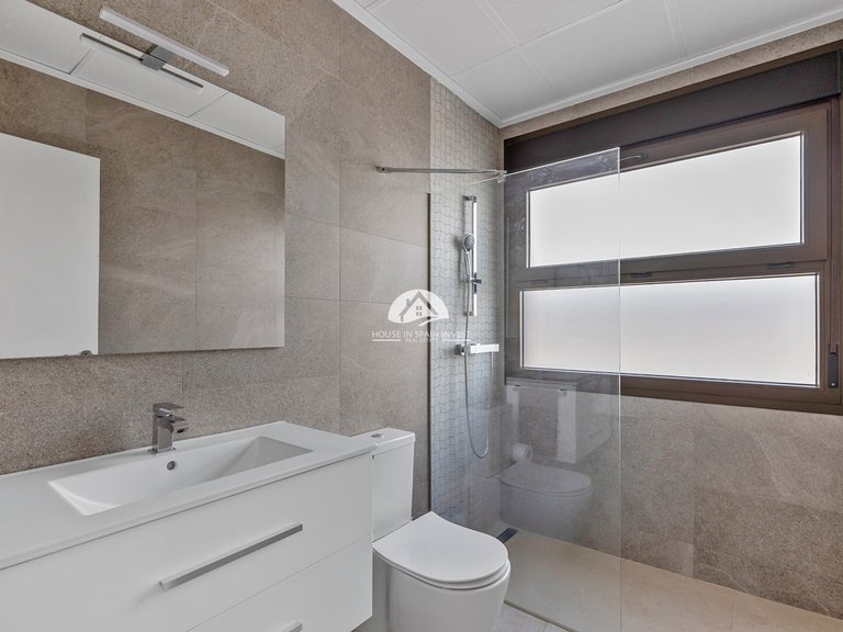 Villa for Sale in Vistabella Vistabella Golf, Alicante 23