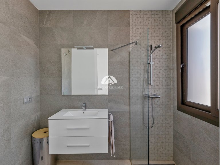 Villa for Sale in Vistabella Vistabella Golf, Alicante 24