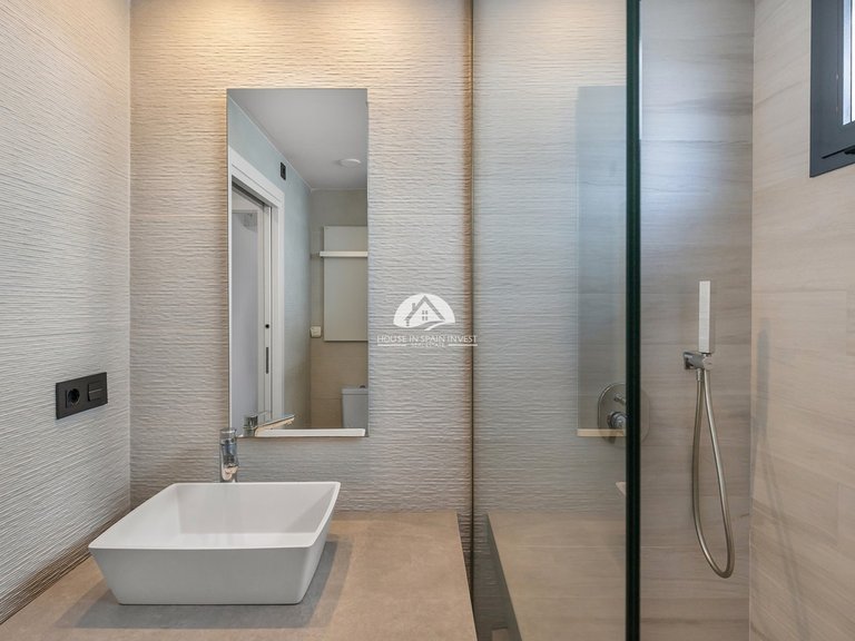 Apartment for Sale in Punta Prima Torrevieja, Alicante 9