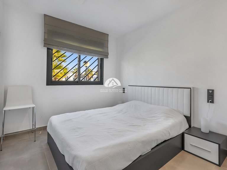 Apartment for Sale in Punta Prima Torrevieja, Alicante 10