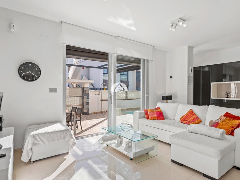 Villa for Sale in Ciudad Quesada Rojales - Ciudad Quesada, Alicante 3