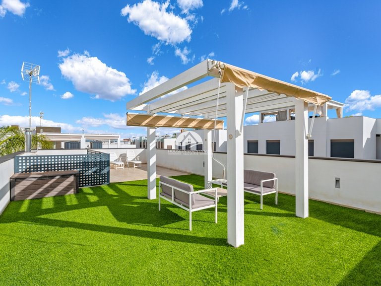 Villa for Sale in Ciudad Quesada Rojales - Ciudad Quesada, Alicante 23