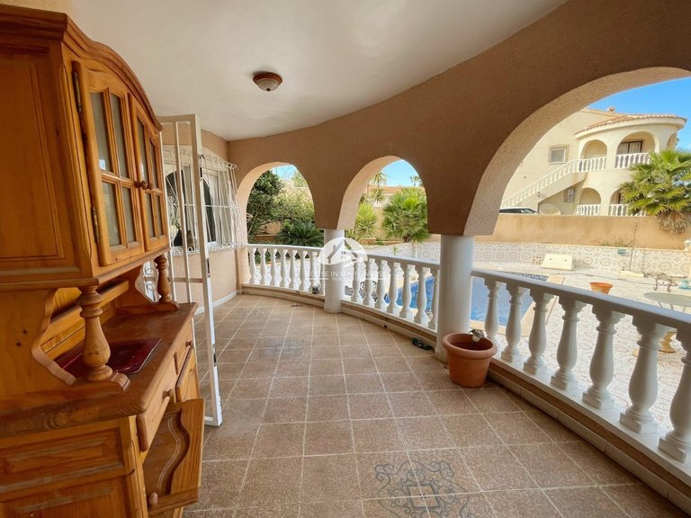 Villa for Sale in Ciudad Quesada Rojales - Ciudad Quesada, Alicante 3