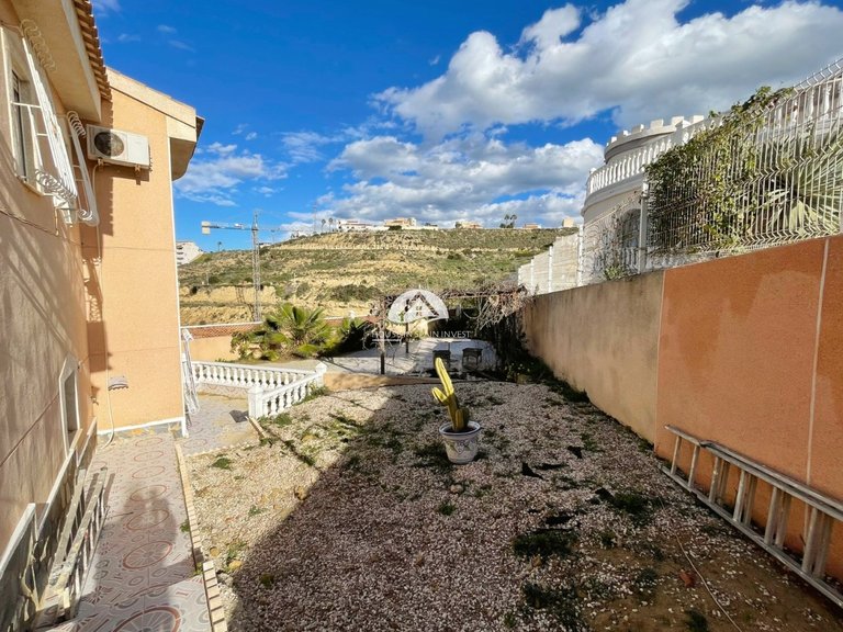 Villa for Sale in Ciudad Quesada Rojales - Ciudad Quesada, Alicante 25