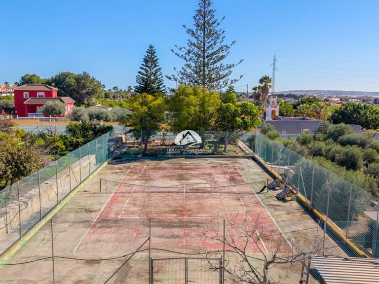 Country House for Sale in Los Montesinos Los Montesinos, Alicante 26