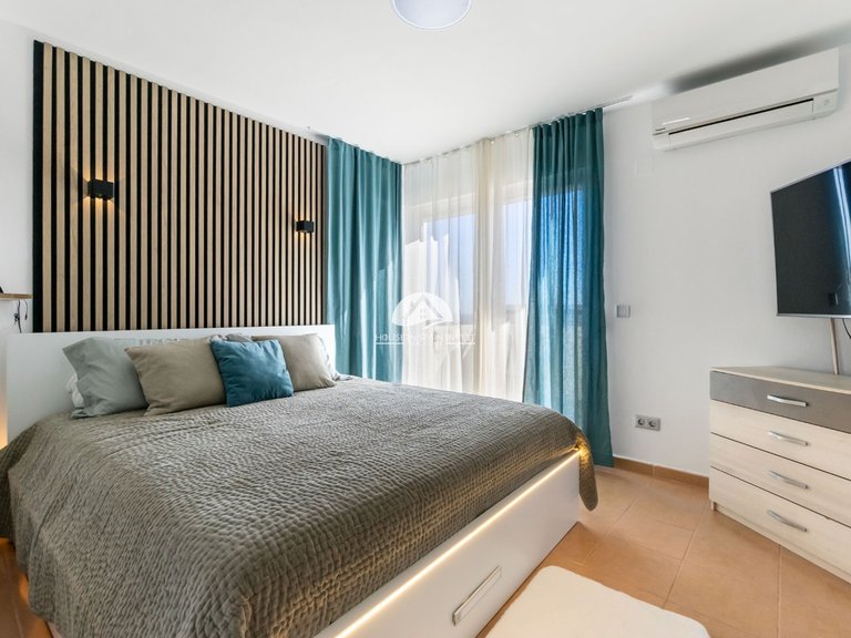 Town House for Sale in Villamartín - Las Filipinas Orihuela Costa, Alicante 9