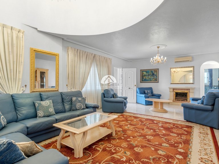 Villa for Sale in Ciudad Quesada Rojales - Ciudad Quesada, Alicante 10