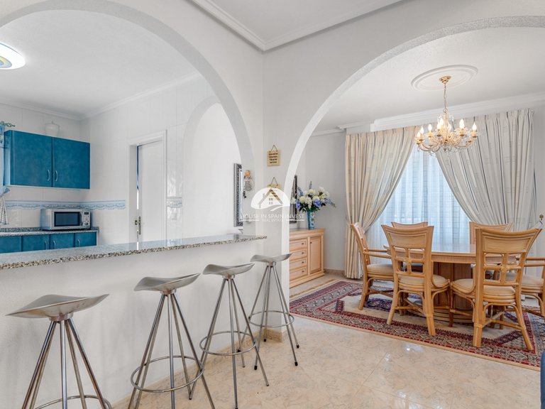 Villa for Sale in Ciudad Quesada Rojales - Ciudad Quesada, Alicante 11