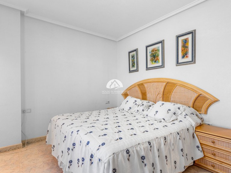 Villa for Sale in Ciudad Quesada Rojales - Ciudad Quesada, Alicante 24