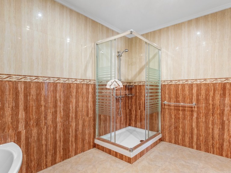 Villa for Sale in Ciudad Quesada Rojales - Ciudad Quesada, Alicante 42