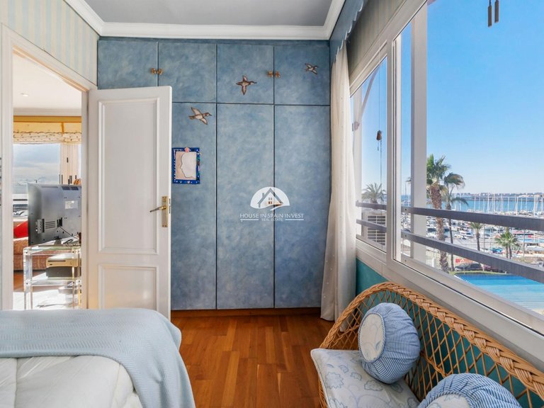 Apartment for Sale in Centro Torrevieja, Alicante 9