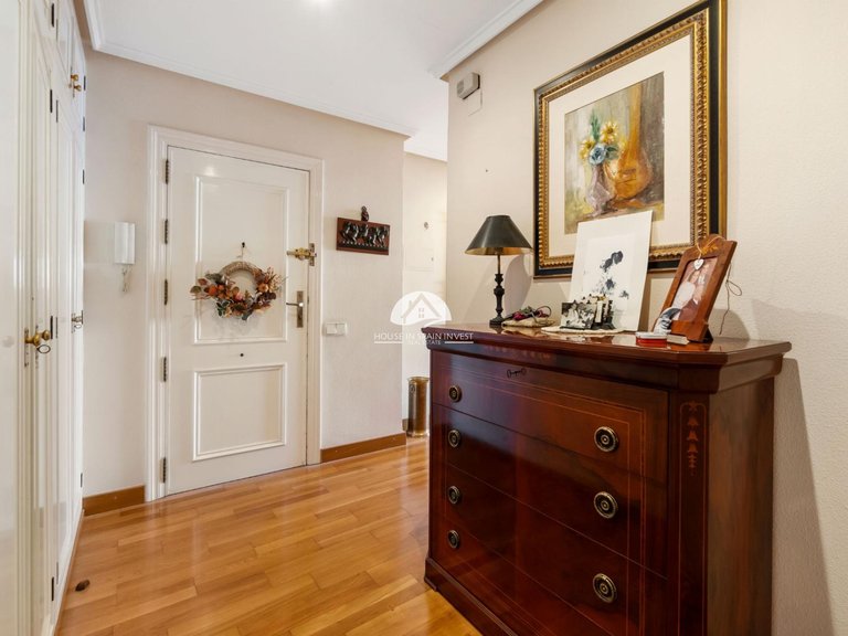 Apartment for Sale in Centro Torrevieja, Alicante 10