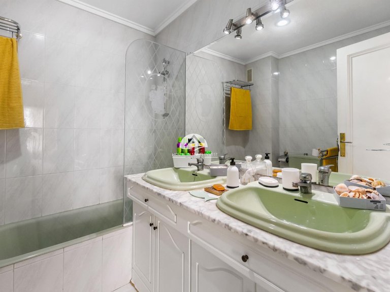 Apartment for Sale in Centro Torrevieja, Alicante 12