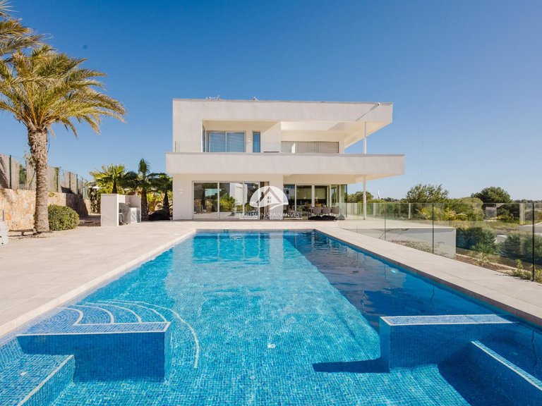 Villa for Sale in Las Colinas Golf Orihuela Costa, Alicante 3