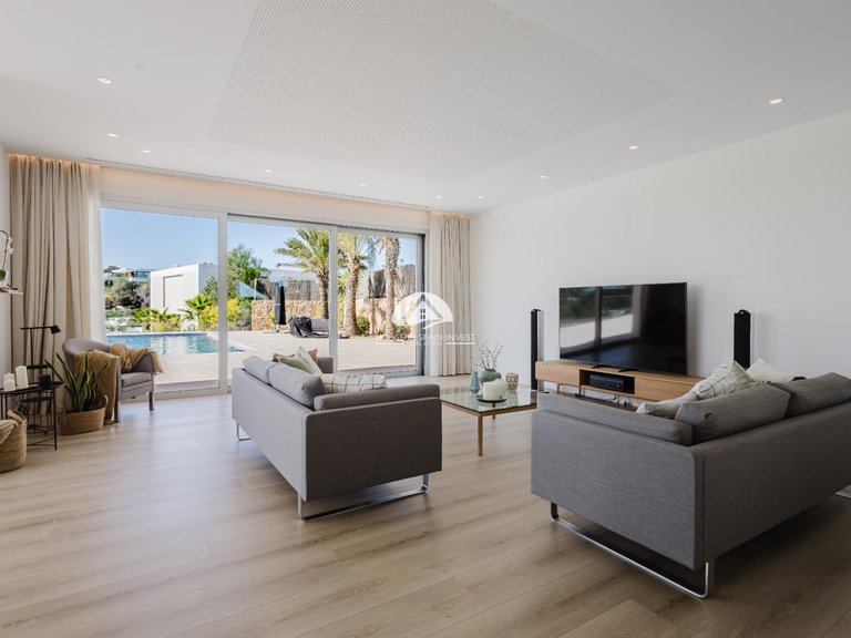 Villa for Sale in Las Colinas Golf Orihuela Costa, Alicante 8
