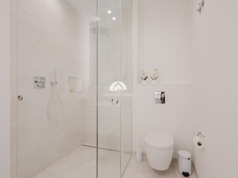 Villa for Sale in Las Colinas Golf Orihuela Costa, Alicante 13