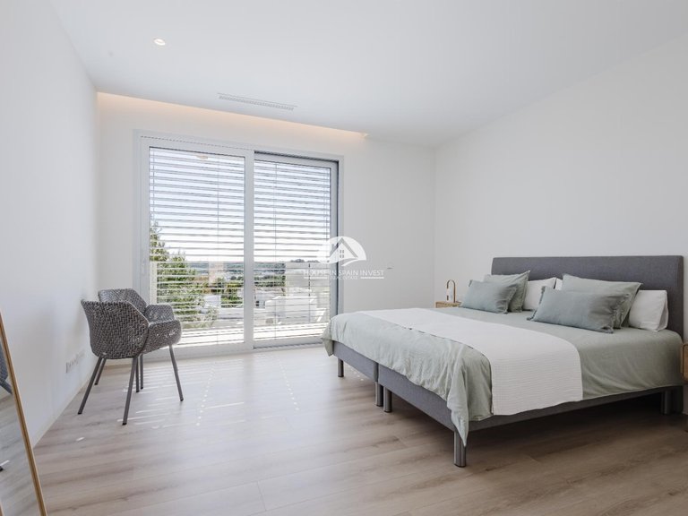 Villa for Sale in Las Colinas Golf Orihuela Costa, Alicante 14