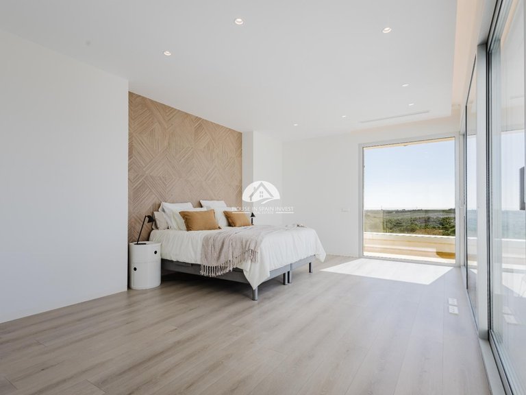 Villa for Sale in Las Colinas Golf Orihuela Costa, Alicante 27