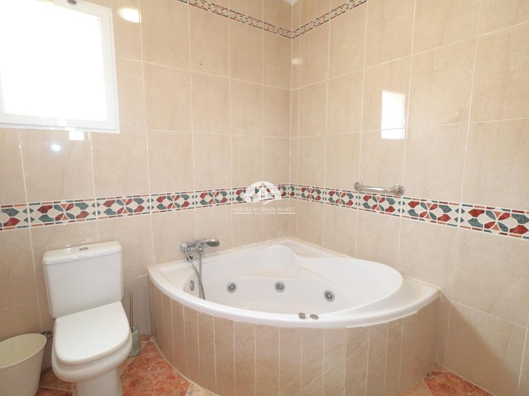 Villa for Sale in Los Balcones Torrevieja, Alicante 21