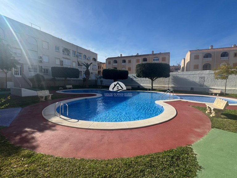 Apartment for Sale in El Acequión - Los Náufragos Torrevieja, Alicante 1