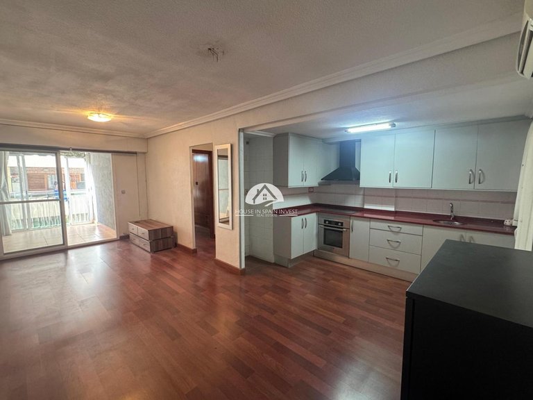 Apartment for Sale in El Acequión - Los Náufragos Torrevieja, Alicante 2
