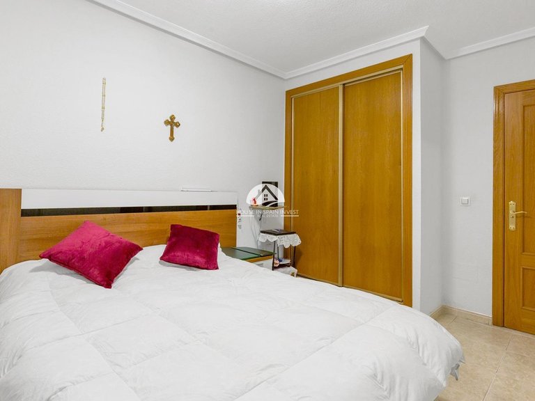 Apartment for Sale in Centro Torrevieja, Alicante 17