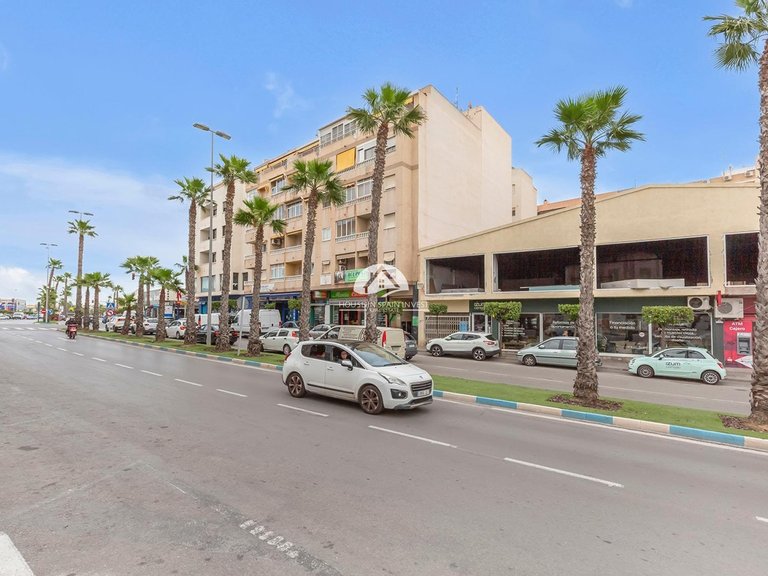 Apartment for Sale in Centro Torrevieja, Alicante 25