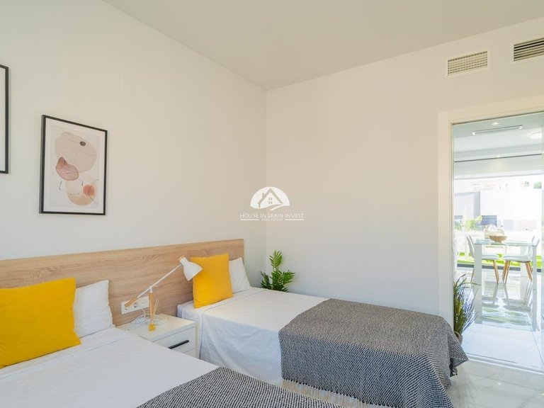 Apartment for Sale in Villamartín - Las Filipinas Orihuela Costa, Alicante 22