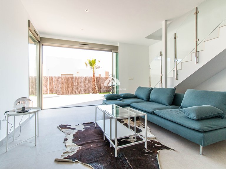 Villa for Sale in Villamartín - Las Filipinas Orihuela Costa, Alicante 10
